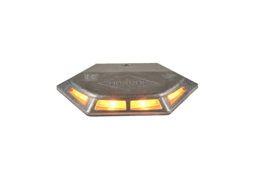 lampa-ostrzegawcza-do-wind-zaladowczych-ldo-2135-zdjecie.jpg